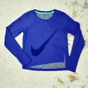 NIKE Dri-Fit Purple Long Sleeve Asymmetrical Split Hem Crop Sweatshirt Women S